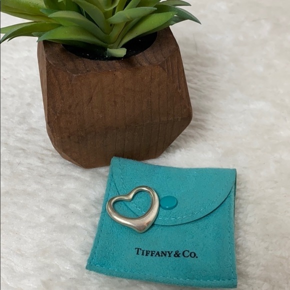 Authentic Tiffany Elsa Peretti Pendant - Picture 3 of 5